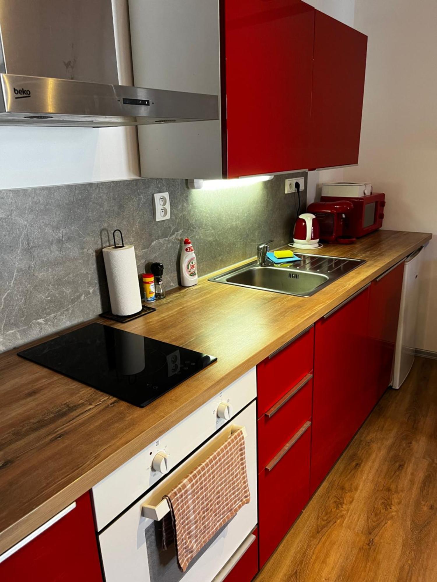 Apartman 2Kk Sauna And Aromatherapy ยีห์ลาวา ภายนอก รูปภาพ